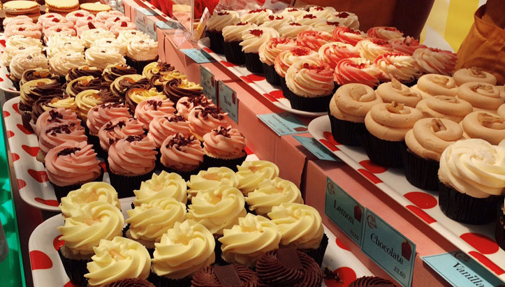 ExhibitionWorld_Cake