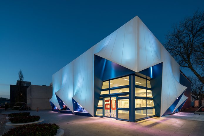 Temporary structures examined