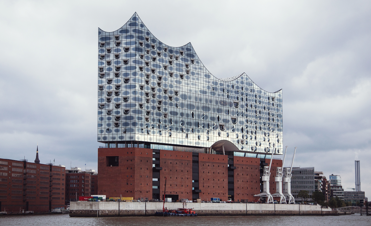Elbphilharmonie philharmonic hall kicks-off Hamburg’s 2017