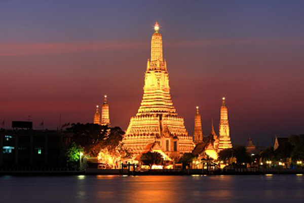 Arunratchawararam Ratchaworamahawihan Temple orTemple of Dawn, Bangkok