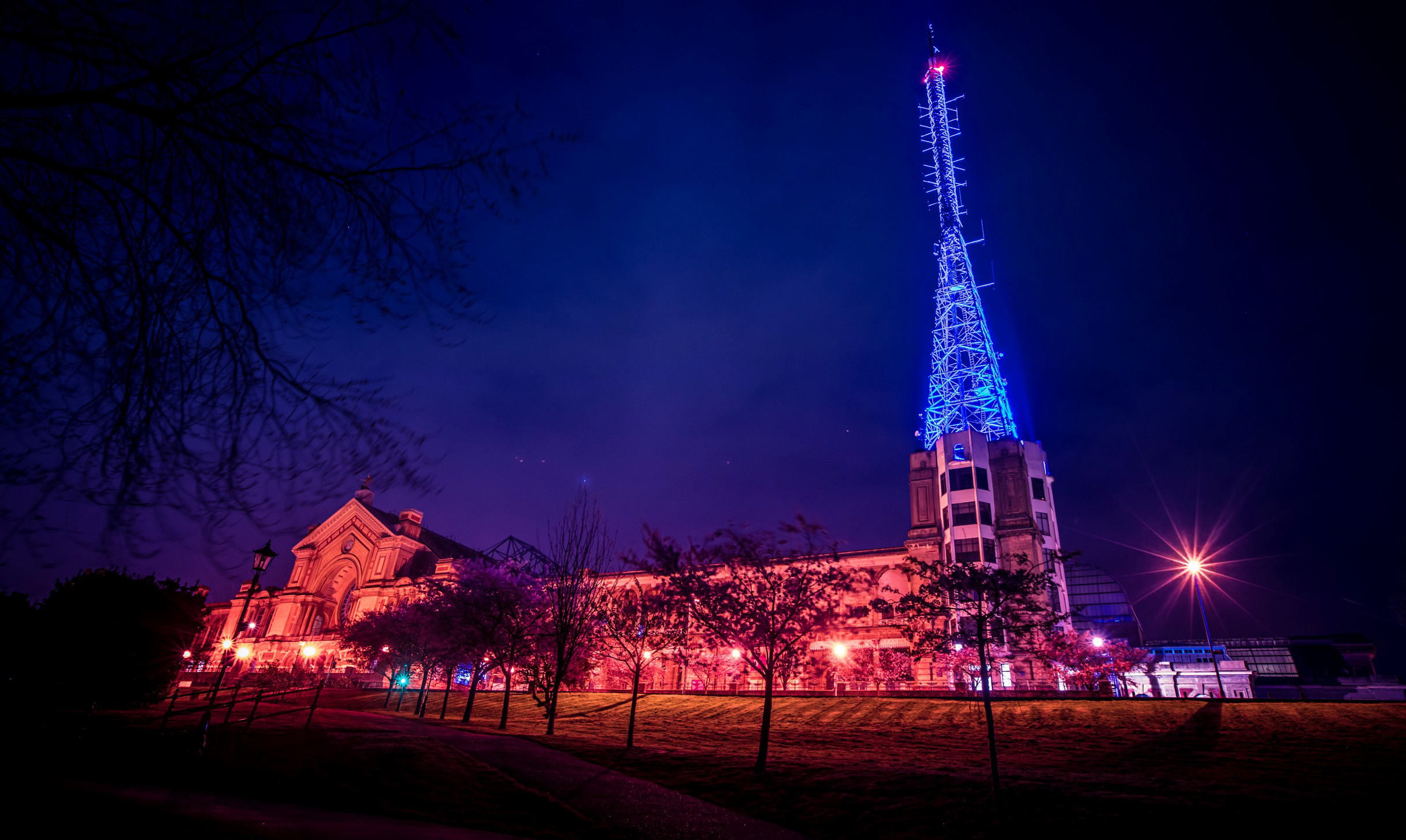 Alexandra Palace 2 (c) Lloyd Winters2