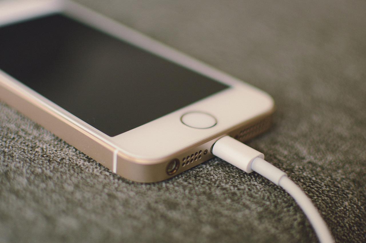 ASM Global to offer venue attendees at-seat mobile charging