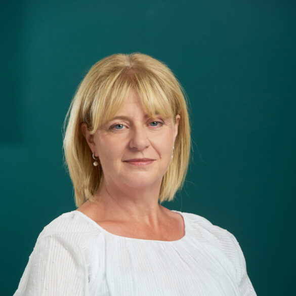 AEO appoints Anna Golden as CEO