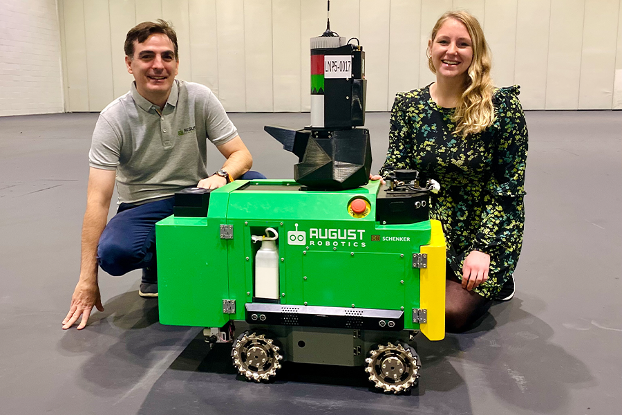 ExCeL London uses floor marking robots to reduce single-use carpets