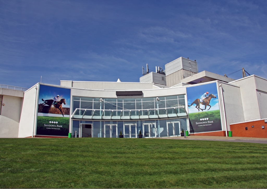 Trophex Live returns to Sandown Park