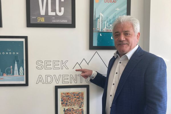 Kevin Keegan trains Easyfairs future leaders